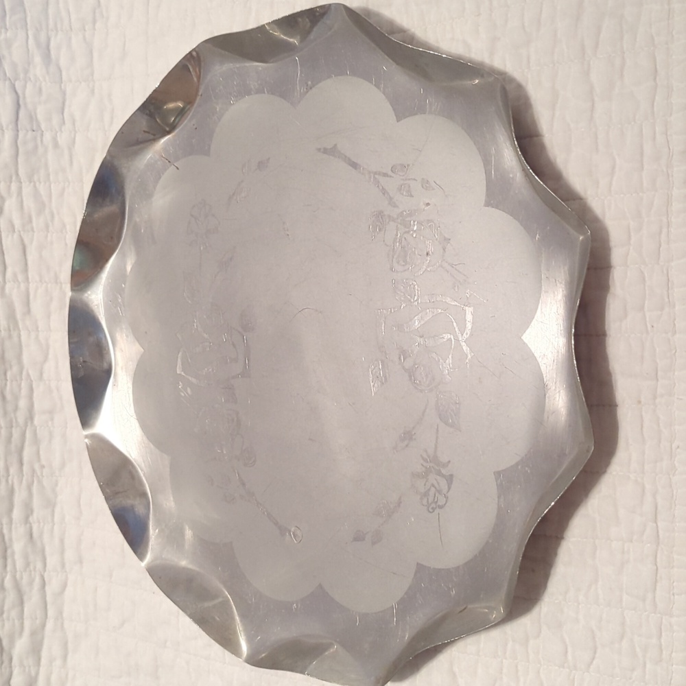 Vintage tray with flowers